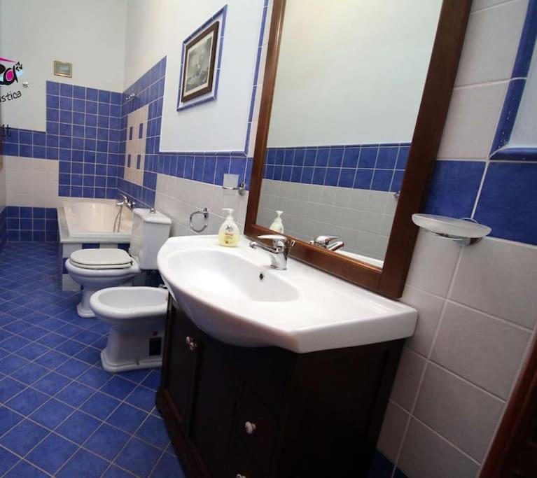 Fra il centro e il mare - Appartamento con 2 Camere da Letto - 20