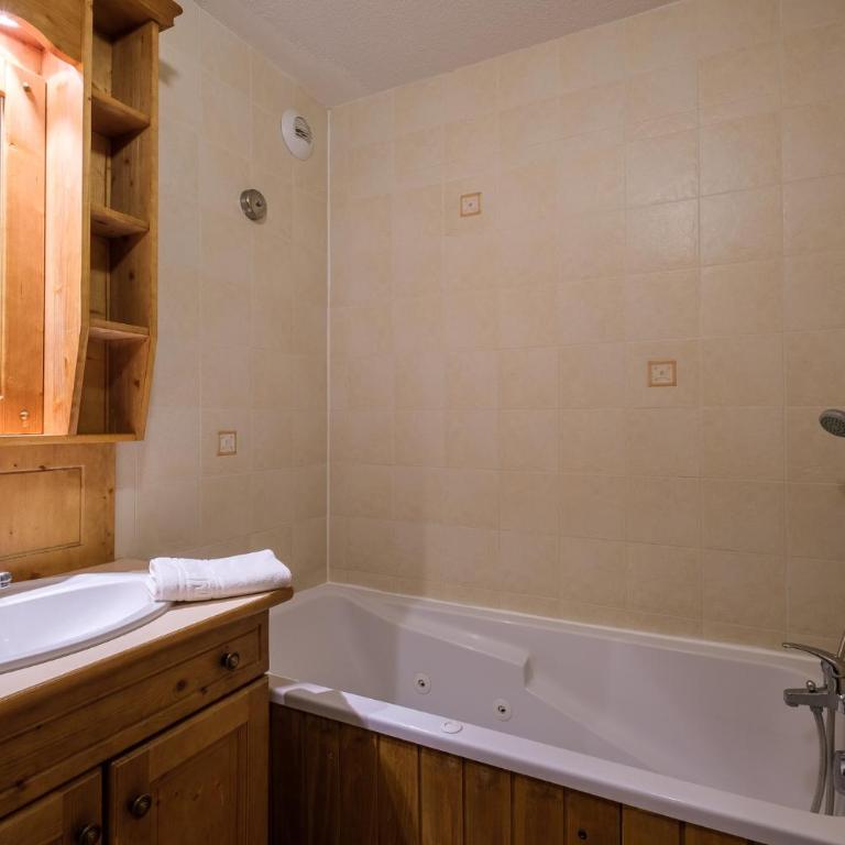 Résidence Les Balcons de Val Cenis Village - Appartement 2 Pièces + Cabine - 4/6 Personnes - 1