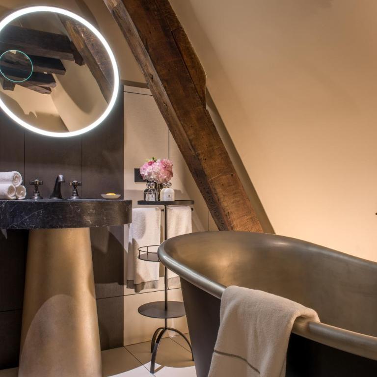 Cour des Vosges - Evok Collection - Superior Room, Attic Floor (accessible by stairs) - 3