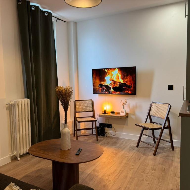 Celine 25 Appartement Bien Équipé dans un Quartier Prisé - Apartment mit 1 Schlafzimmer - 4