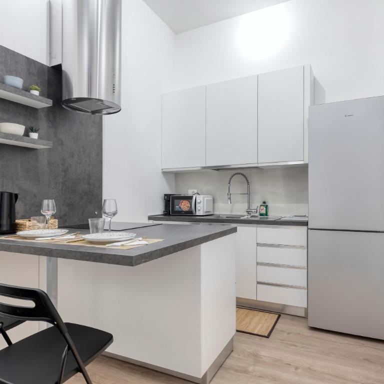 Carbonara Palace 1 - Luxury Comfort under Medieval Towers - Appartamento con 3 Camere da Letto - 19