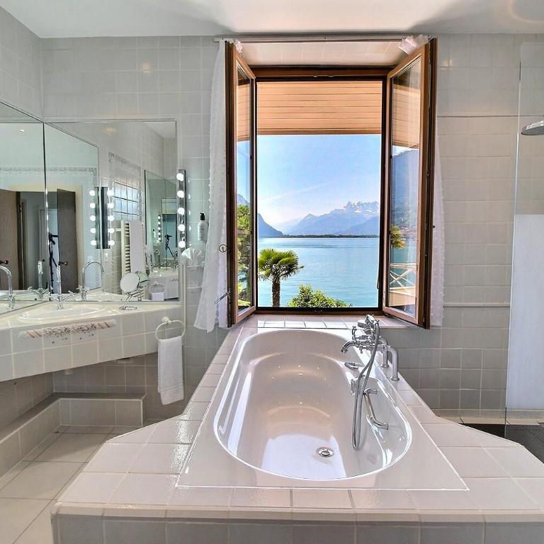 La Villa - Junior Suite mit Panoramablick, Terrasse und Seeblick - 3
