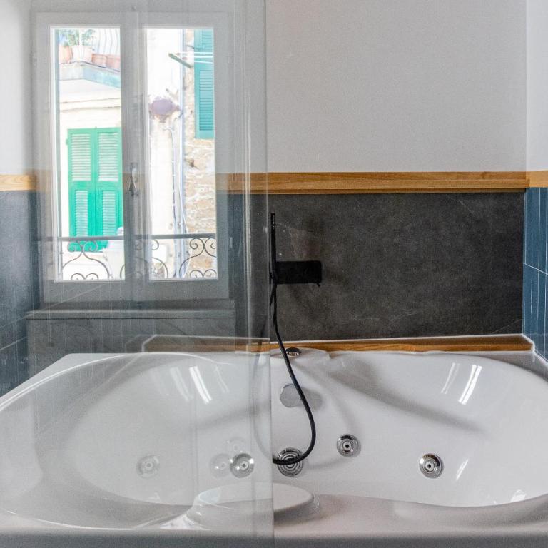 Pasini Luxury room,cozy winemakers retreat - Camera Matrimoniale Deluxe con Terrazza - 47