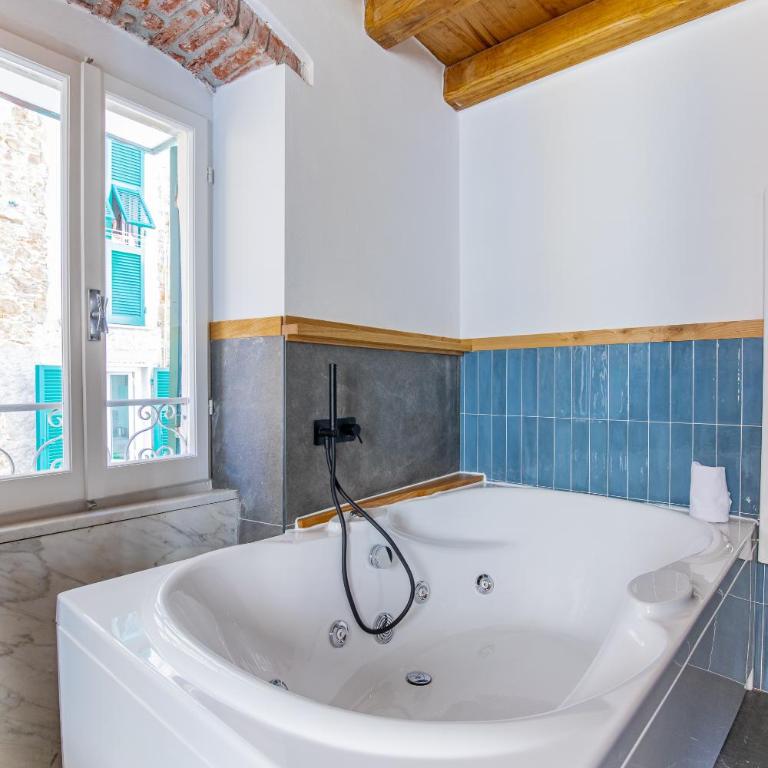 Pasini Luxury room,cozy winemakers retreat - Camera Matrimoniale Deluxe con Terrazza - 1