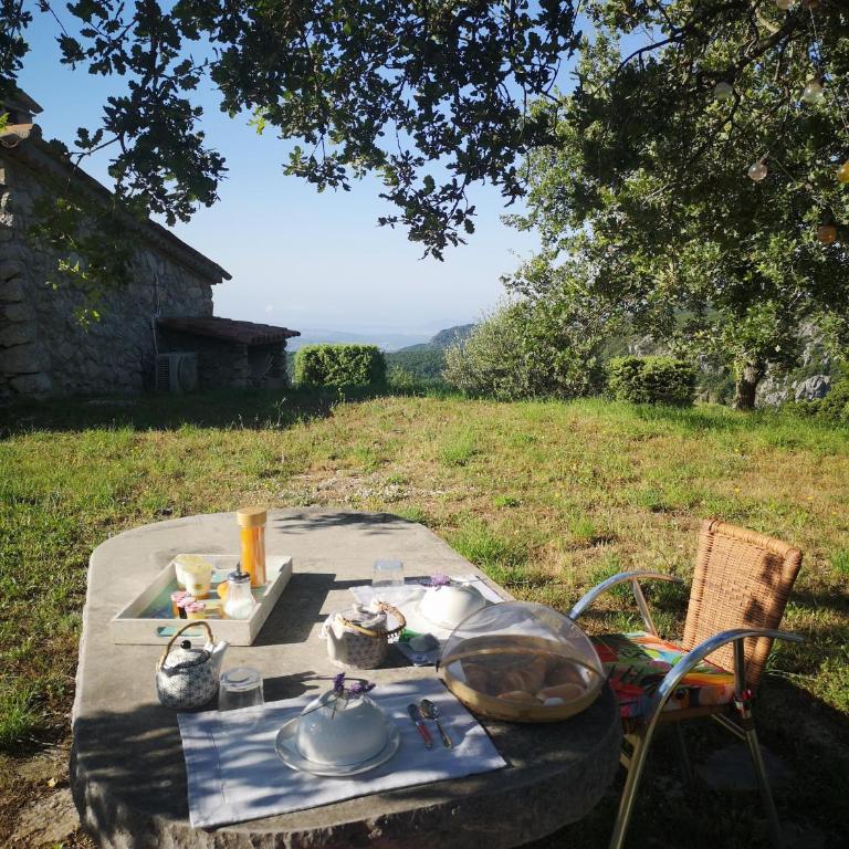 Le Cabanon de Gourdon bergerie rénové en pierre vue mer - Doppelzimmer mit eigenem Bad - 17