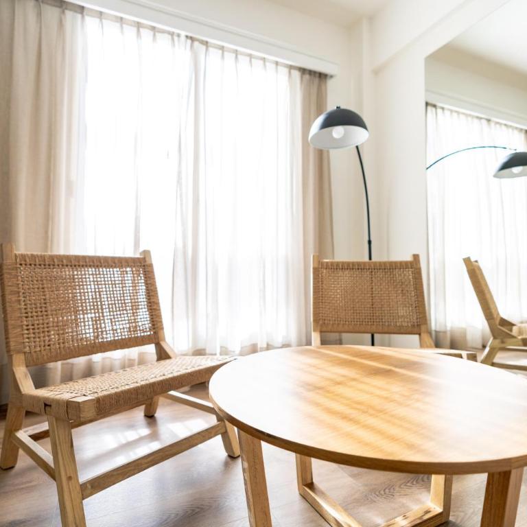 San Nicolas Plaza - Suite con balcón - 3