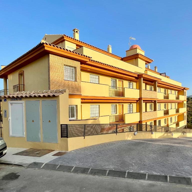 4New, 2 bed 2 bath Apartment Built 2024 with Community Pool and local beach - Apartamento de 2 dormitorios con vistas a la piscina - 46