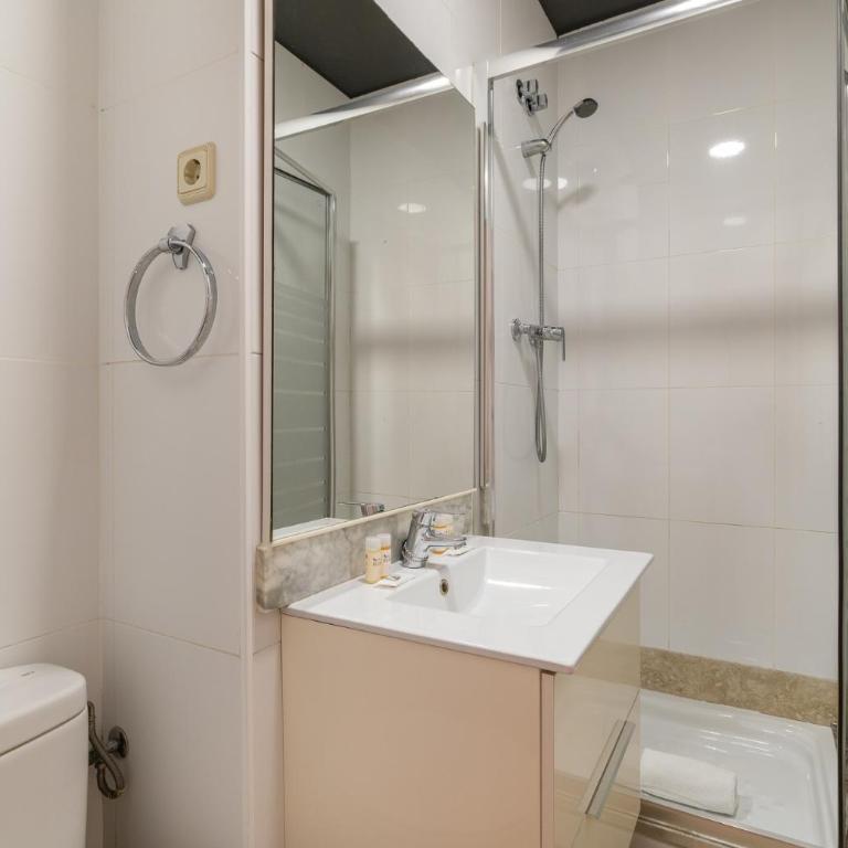 Stay U-nique Apartments Torre d'En Damians II - Apartment with Terrace - 11