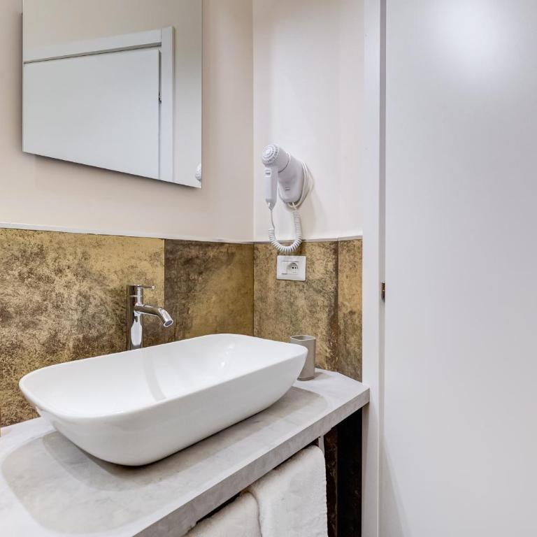 SCIPIONI 40 GUESTHOUSE - Superior Dreibettzimmer - 9