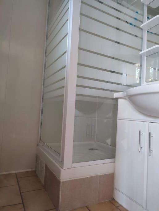 T 1 avec terrasse face rivière à 1 min des thermes - Appartamento con 1 Camera da Letto - 6