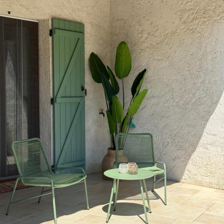 L'Oliveda - complètement climatisée, piscine, calme, proche commerce et lac, ski à 45min - Villa avec Piscine Privée - 9