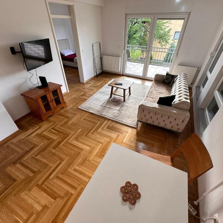 Apartment near airport II - One-Bedroom Apartment - 5