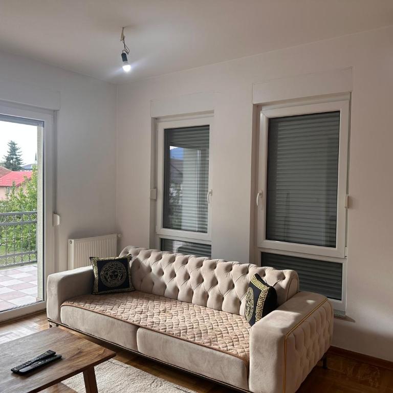 Apartment near airport II - One-Bedroom Apartment - 10