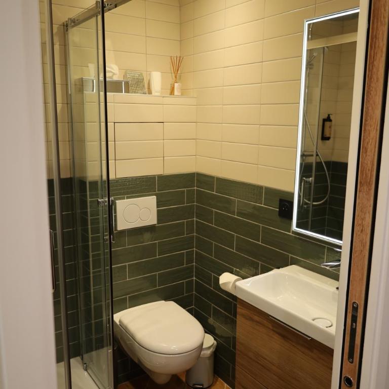 Les Chambres du Faubourg - Chambre Double avec Salle de Bains Privative - 13