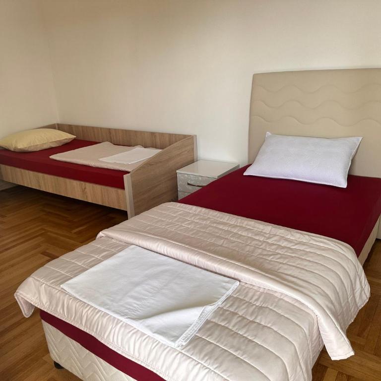 Apartment near airport II - One-Bedroom Apartment - 15