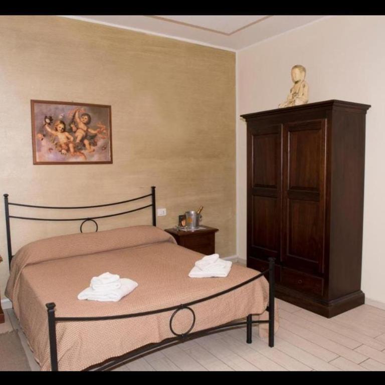 B&B S Home - Chambre Quadruple avec Salle de Bains Commune - 35
