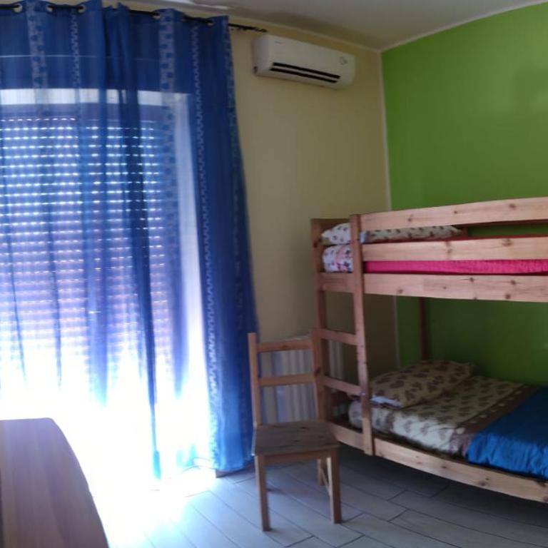 B&B S Home - Chambre Quadruple Économique avec Salle de Bains Commune - 39