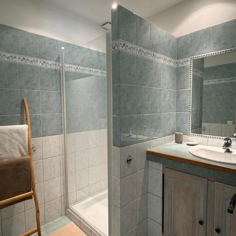 L'Oliveda - complètement climatisée, piscine, calme, proche commerce et lac, ski à 45min - Villa avec Piscine Privée - 35