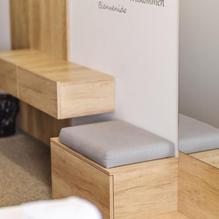 Lux Hotel M - Boutique Hotel & Restaurant - Deluxe Double Room with Balcony and Sea View - 12