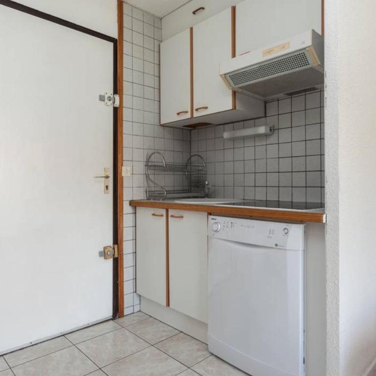 Bel appartement avec balcon - Apartamento de 1 dormitorio - 3