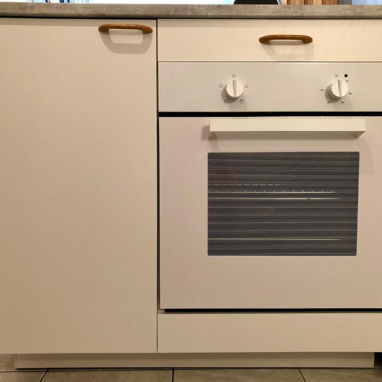 Bel appartement avec balcon - Apartamento de 1 dormitorio - 10