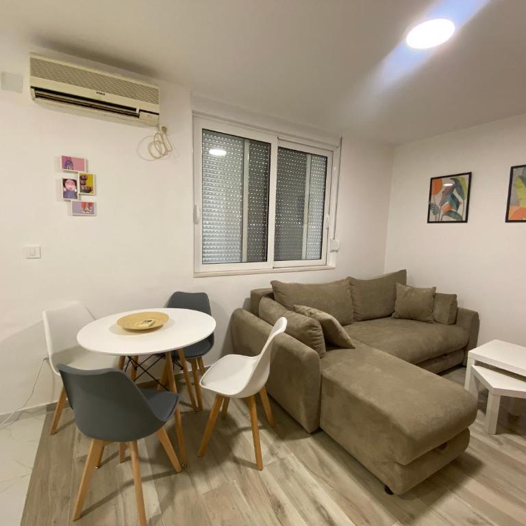 Ana one bedroom apartment, 1min from Old Town, Budva - Apartman sa 1 Spavaćom Sobom - 1
