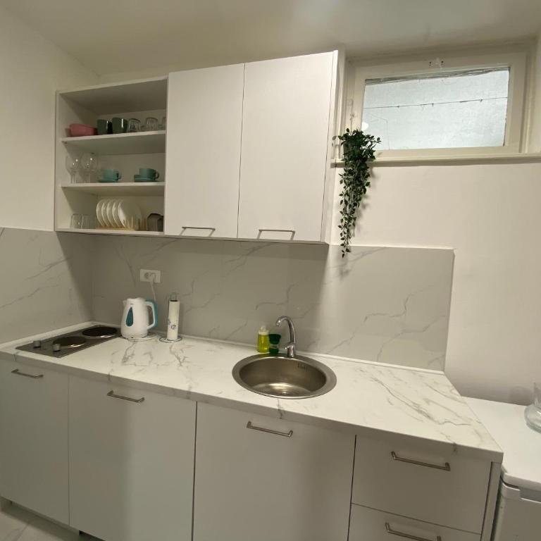 Ana one bedroom apartment, 1min from Old Town, Budva - Apartman sa 1 Spavaćom Sobom - 10