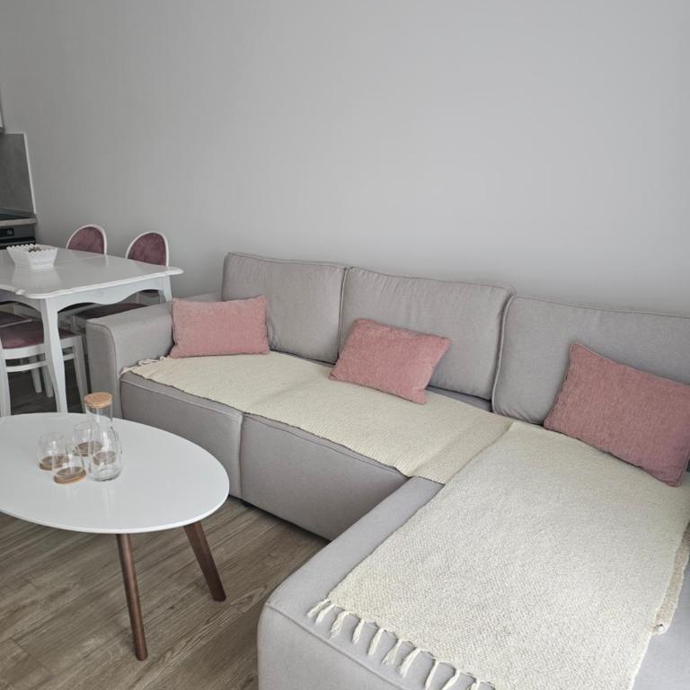 SOL Apartment - Two-Bedroom Apartment - 4