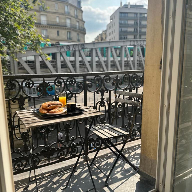 Appartement parisien - One-Bedroom Apartment - 12
