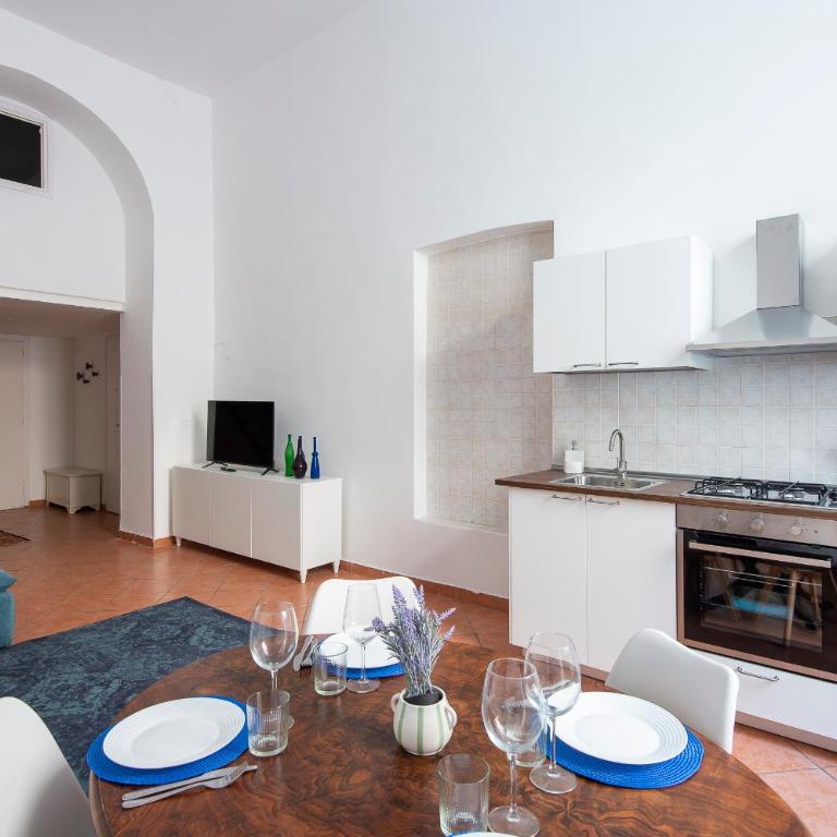 Vittorio Elegant Two Bedroom Apartment - Appartamento con 2 Camere da Letto - 23