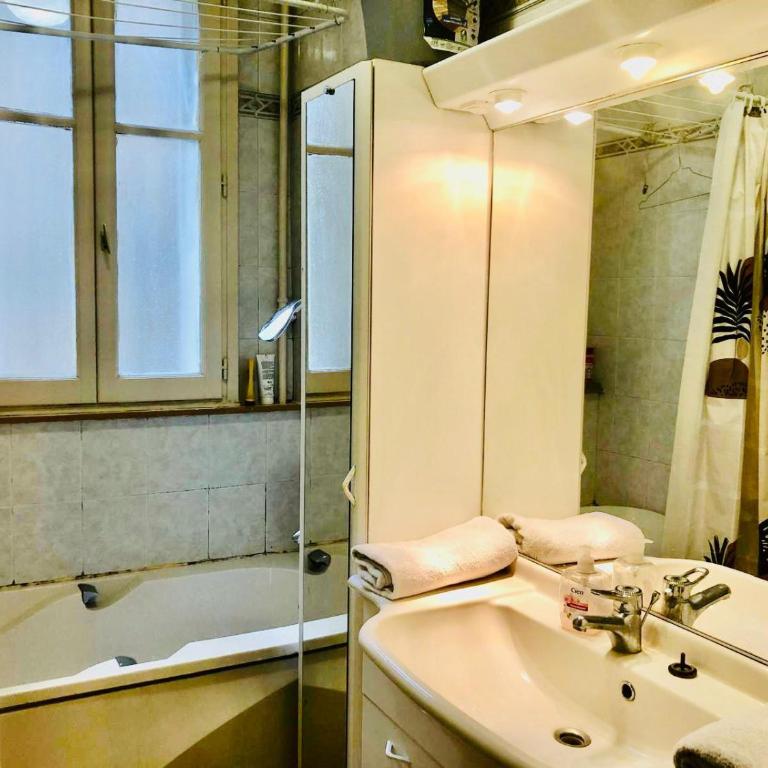 Appartement sur Paris proche Porte de Versailles - Appartement - 1