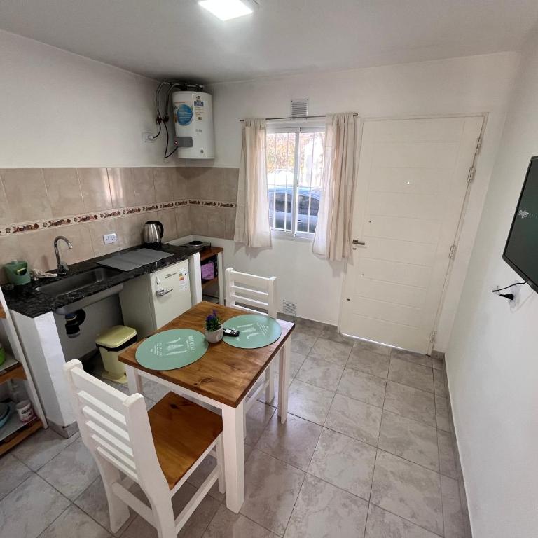 Hospedaje LH Planta baja E a 15 minutos del aeropuerto de Ezeiza - Apartamento de 1 dormitorio - 9