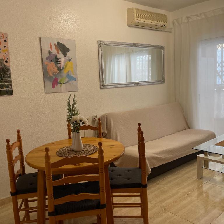 222 San Pascual, Playa Del Cura, Torrevieja - One-Bedroom Apartment - 11