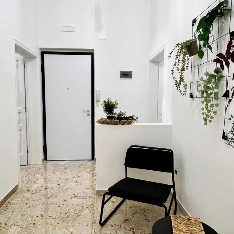 Lucky Corner - Elegant Stay - Two-Bedroom Apartment - 9