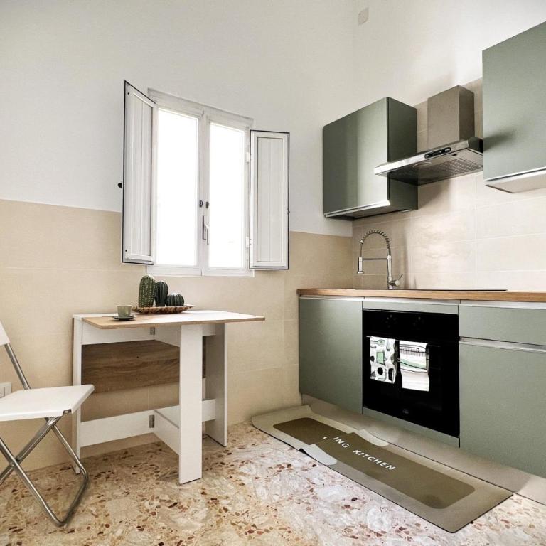 Lucky Corner - Elegant Stay - Two-Bedroom Apartment - 6