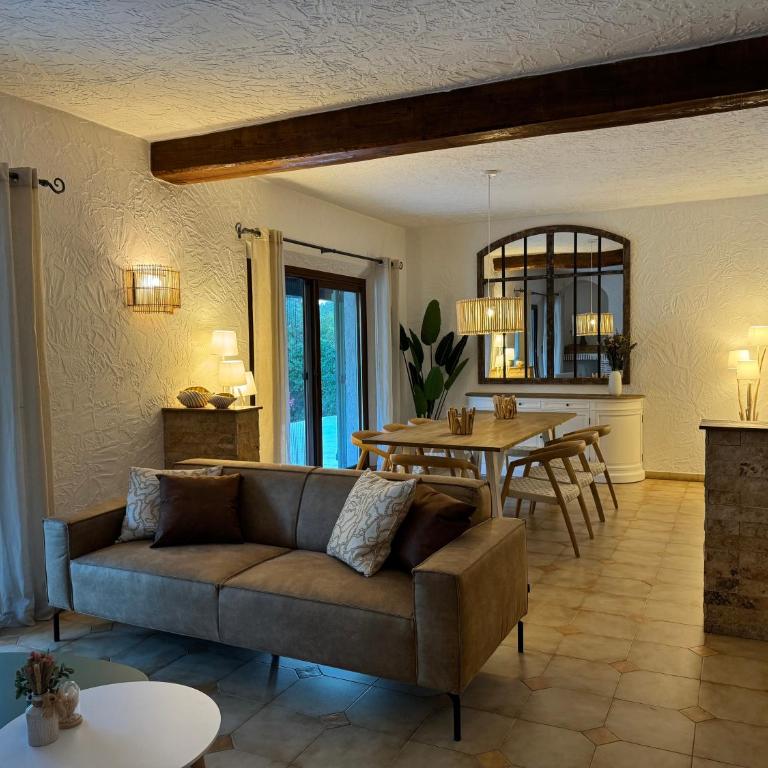 L'Oliveda - complètement climatisée, piscine, calme, proche commerce et lac, ski à 45min - Villa avec Piscine Privée - 19
