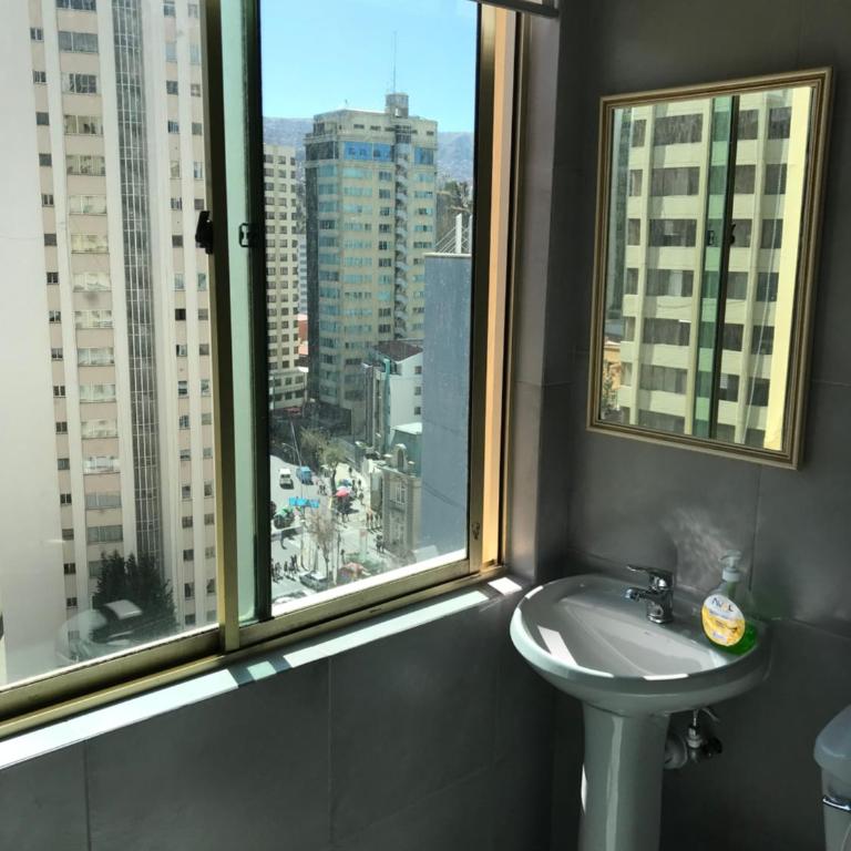 Departamento Privado en la Av Arce - Apartamento de 1 dormitorio - 14