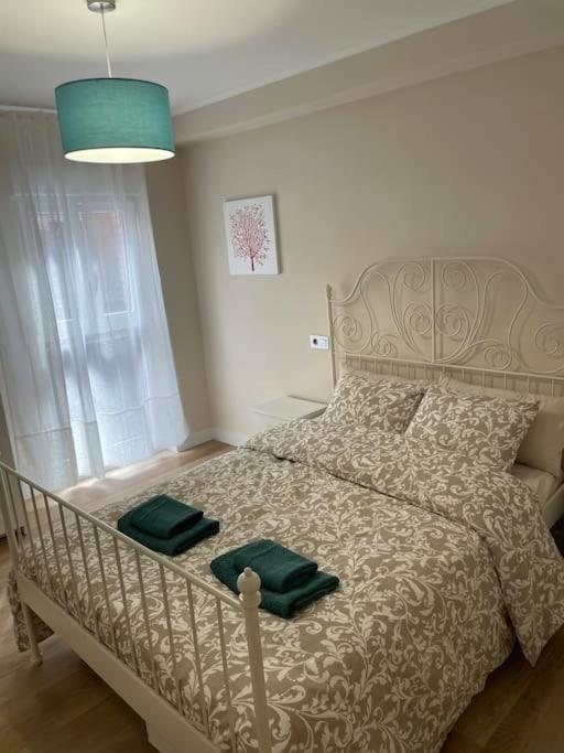Apartamento en Oviedo con parking y wifi - Apartamento de 3 dormitorios - 7