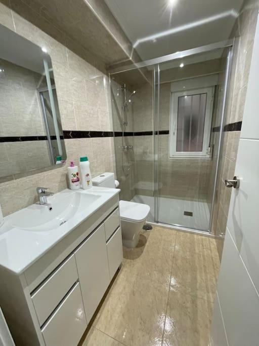Apartamento en Oviedo con parking y wifi - Apartamento de 3 dormitorios - 12
