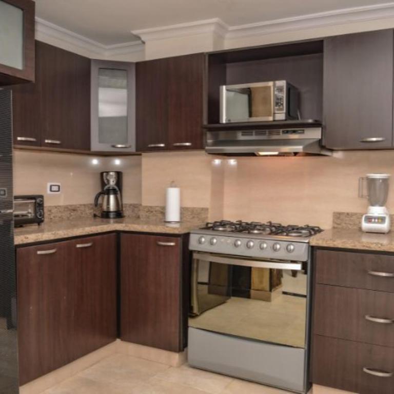 Poblado medellin cll8 101 - Three-Bedroom Apartment - 4