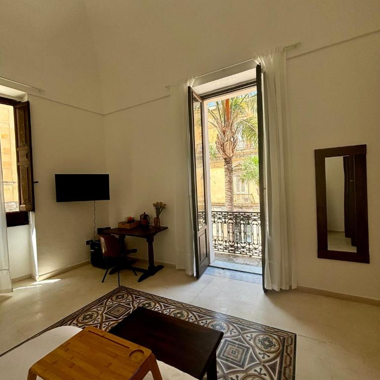 Palazzo Conserva - Suite Familiare con Balcone - 1