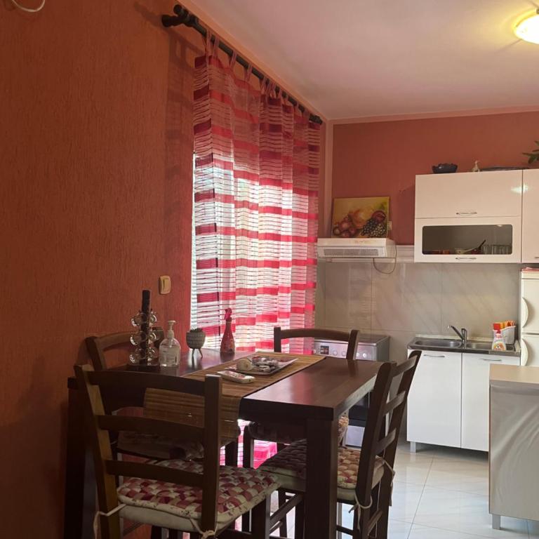 Apartments Klakor - One-Bedroom Apartment with Balcony - 3