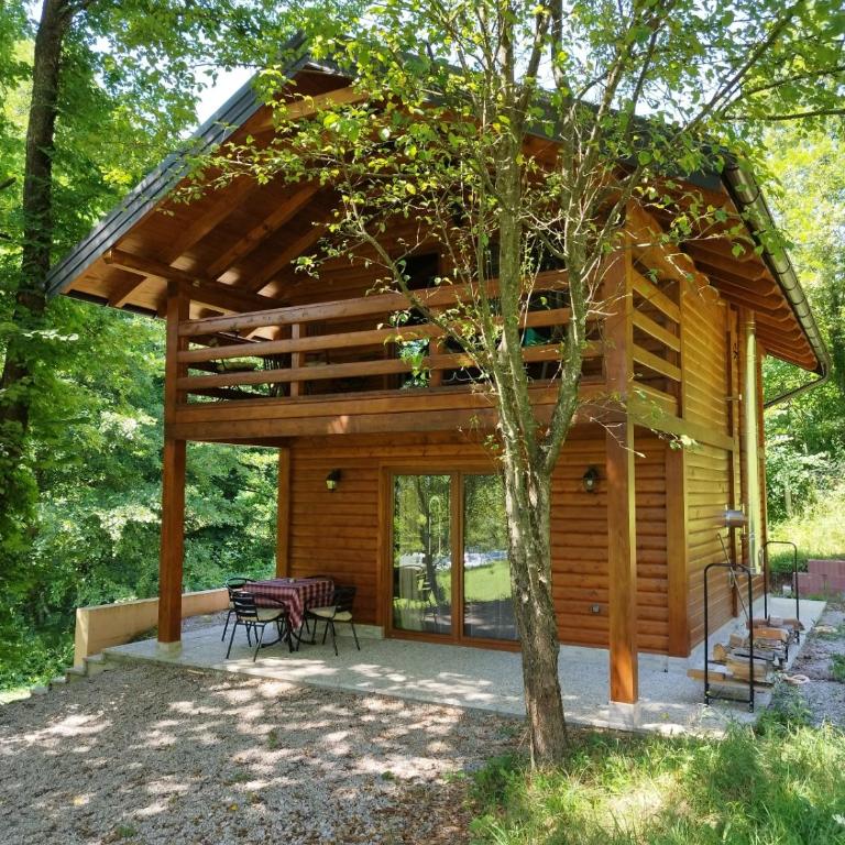 Kuća u šumi - Forest house near National park Una - Air Spa Lohovo - Comfort Quadruple Room - 1
