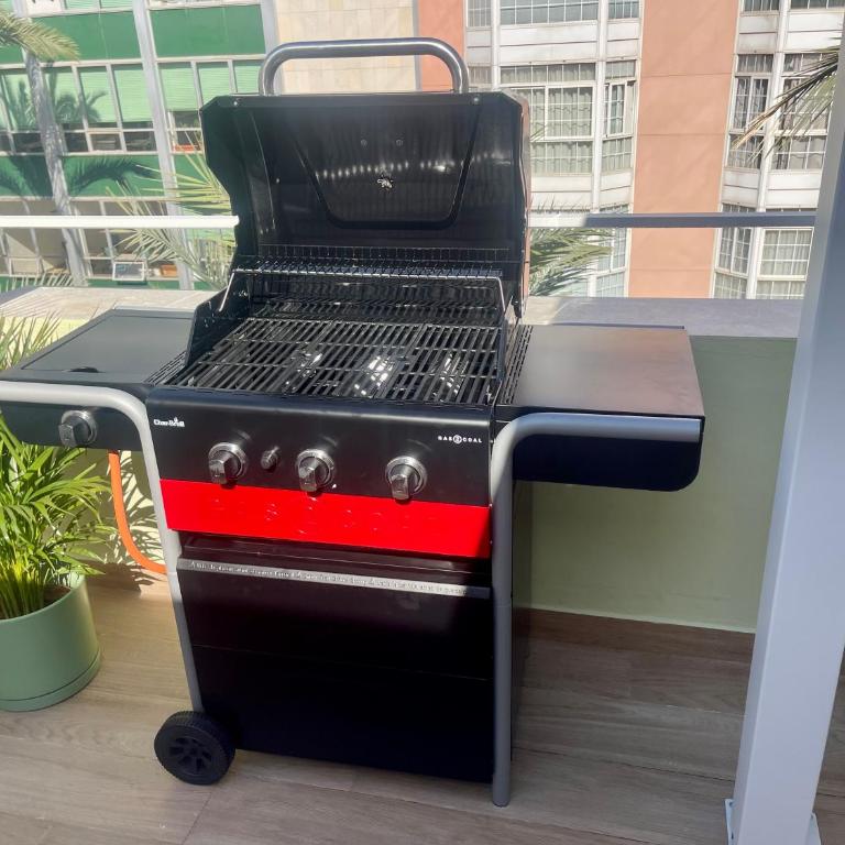 Gran ático con terraza en el centro de Alicante - Three-Bedroom Apartment - 9