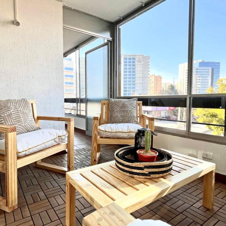 Mall Parque Arauco, Mall Apumanque y Metro Manquehe - Apartamento de 2 dormitorios - 1