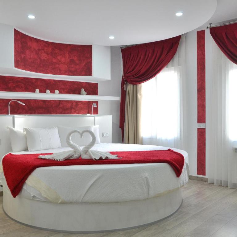Hostal Alexis Madrid - Romantic Suite with Round Bed - 3