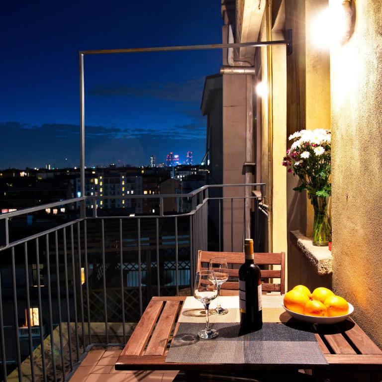 Milan Skyline Apartment in città studi a 1 minuto dal metrò con terrazzo wi-fi e netflix - One-Bedroom Apartment - Attic - 30