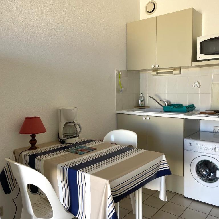Studio calme avec terrasse et parking à Banyuls-sur-Mer - FR-1-309-87 - Studio - 3