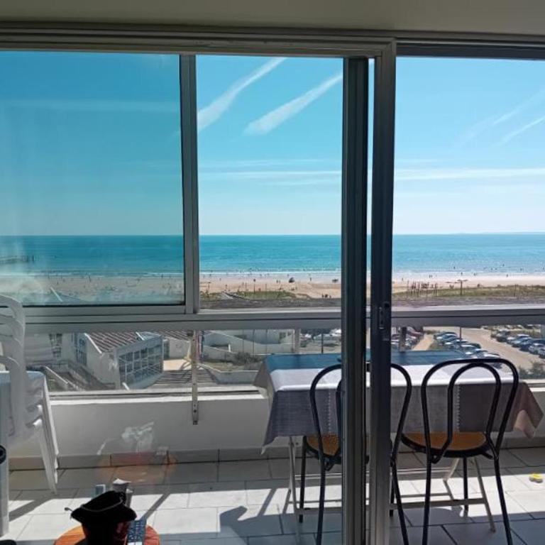 Appartement 2 chambres avec parking à St Jean de Monts, accès direct plage - FR-1-652-45 - Apartamento - 10