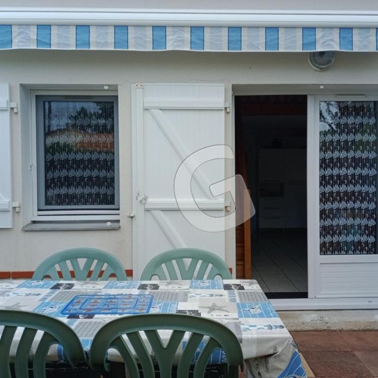 Pavillon 5 pers. avec piscine, à 200m de la plage à La Tranche-sur-Mer - FR-1-194-422 - Apartamento - 1